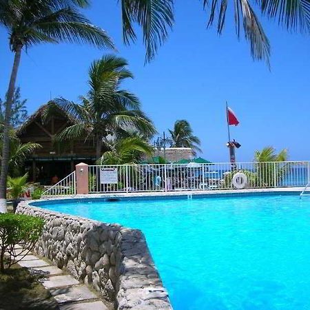 Hotel Sunset House George Town Esterno foto